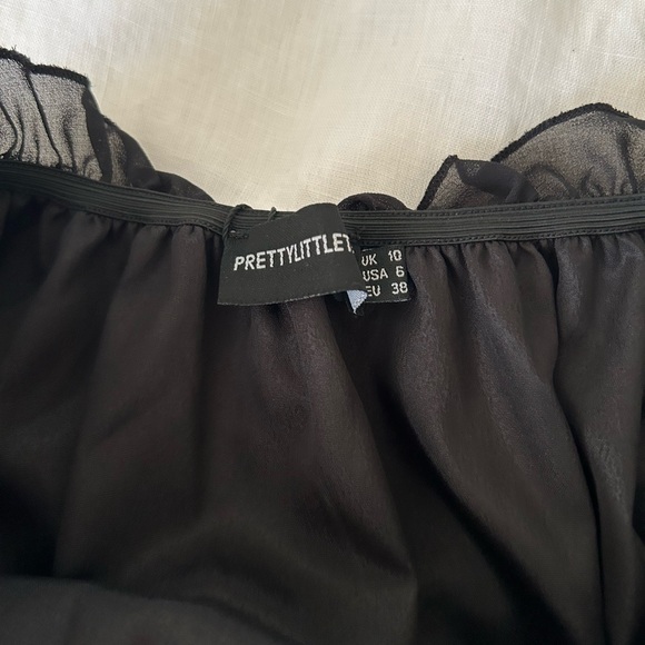 Prettylittlething black chiffon Bardot ruffle tiered dress - Picture 11 of 12